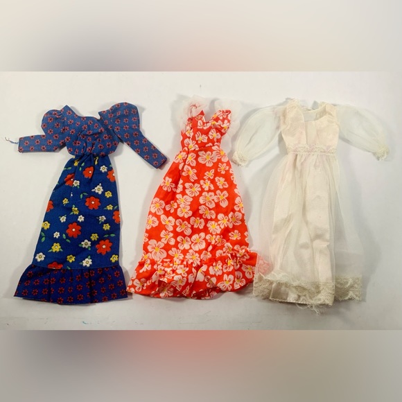 Vintage Barbie & Francie Dresses 60’s / 70’s see pics- some staining - Picture 7 of 7
